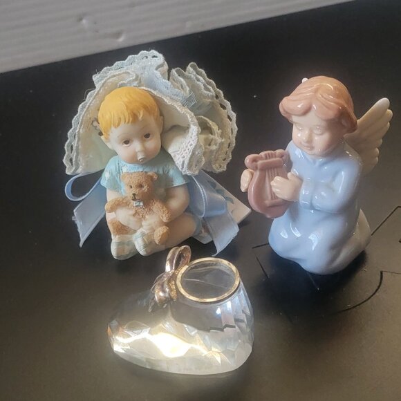 3 Figurine Lot: Italian Fine Porcelain Baby Teddy Bear, Angle Lute, Crystal Boot - Picture 3 of 10